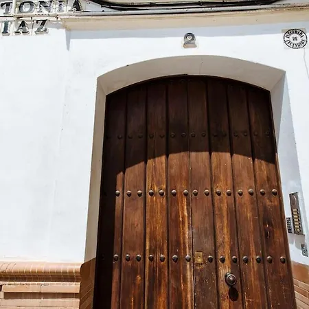 Lejlighed Ad2b Apartment, 300m From Cathedral With 2br *