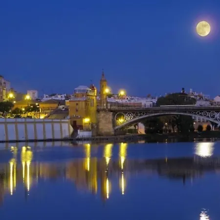 Ad2b Apartment, 300m From Cathedral With 2br Sevilla