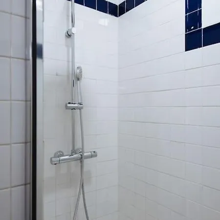 Ad2b Apartment, 300m From Cathedral With 2br Lejlighed *